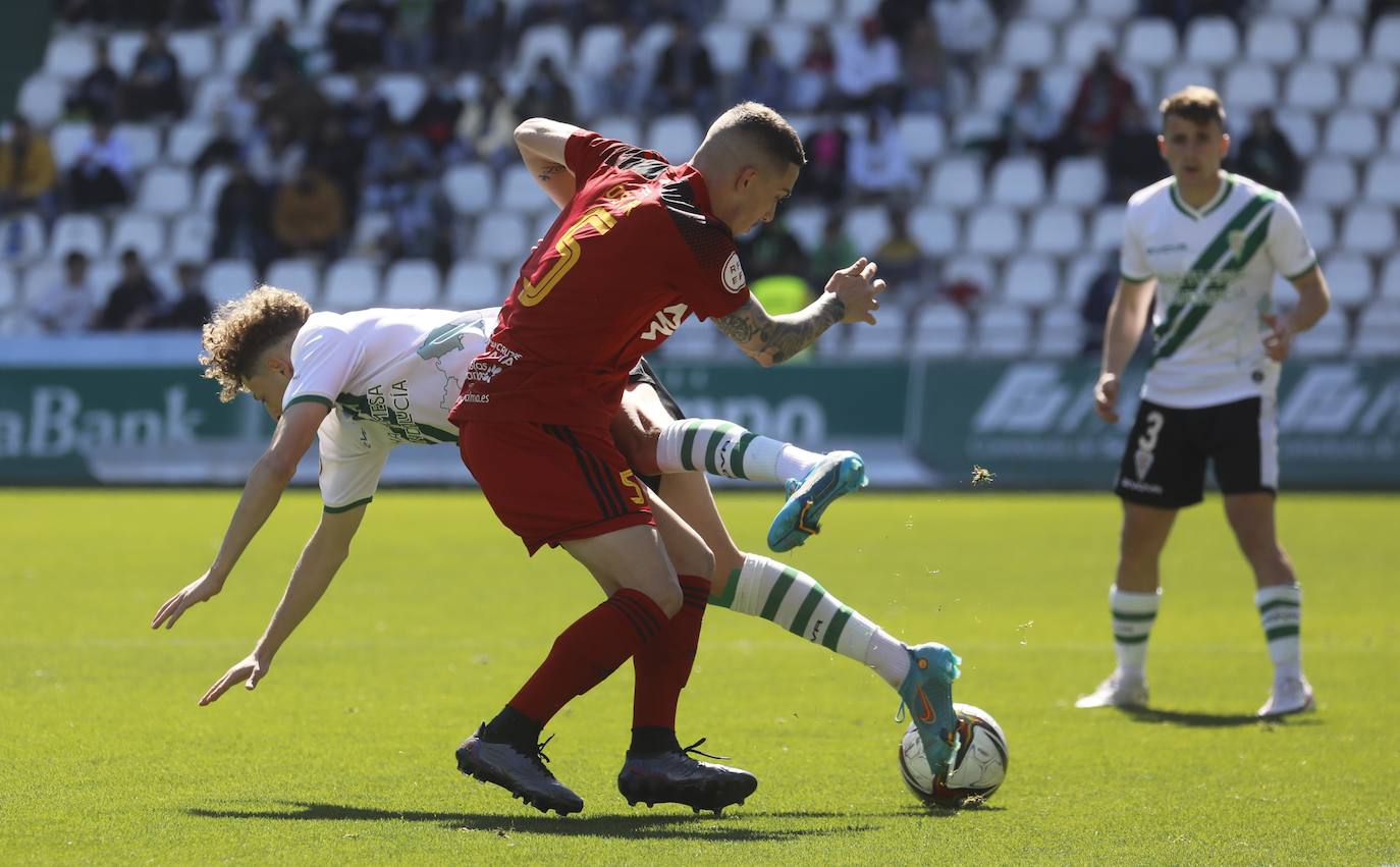 Las mejores jugadas del Córdoba CF - CD Mensajero, en imágenes