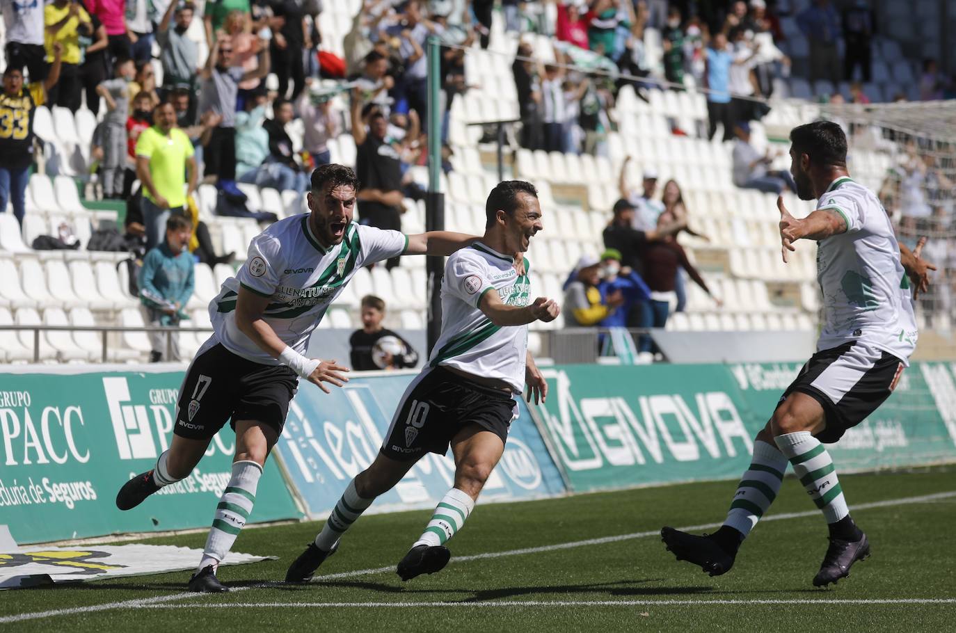 Las mejores jugadas del Córdoba CF - CD Mensajero, en imágenes