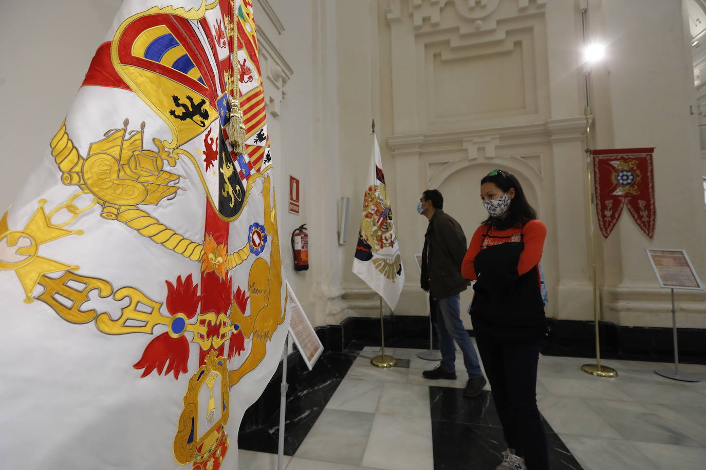 La exposición &#039;Banderas históricas de España&#039;, en imágenes