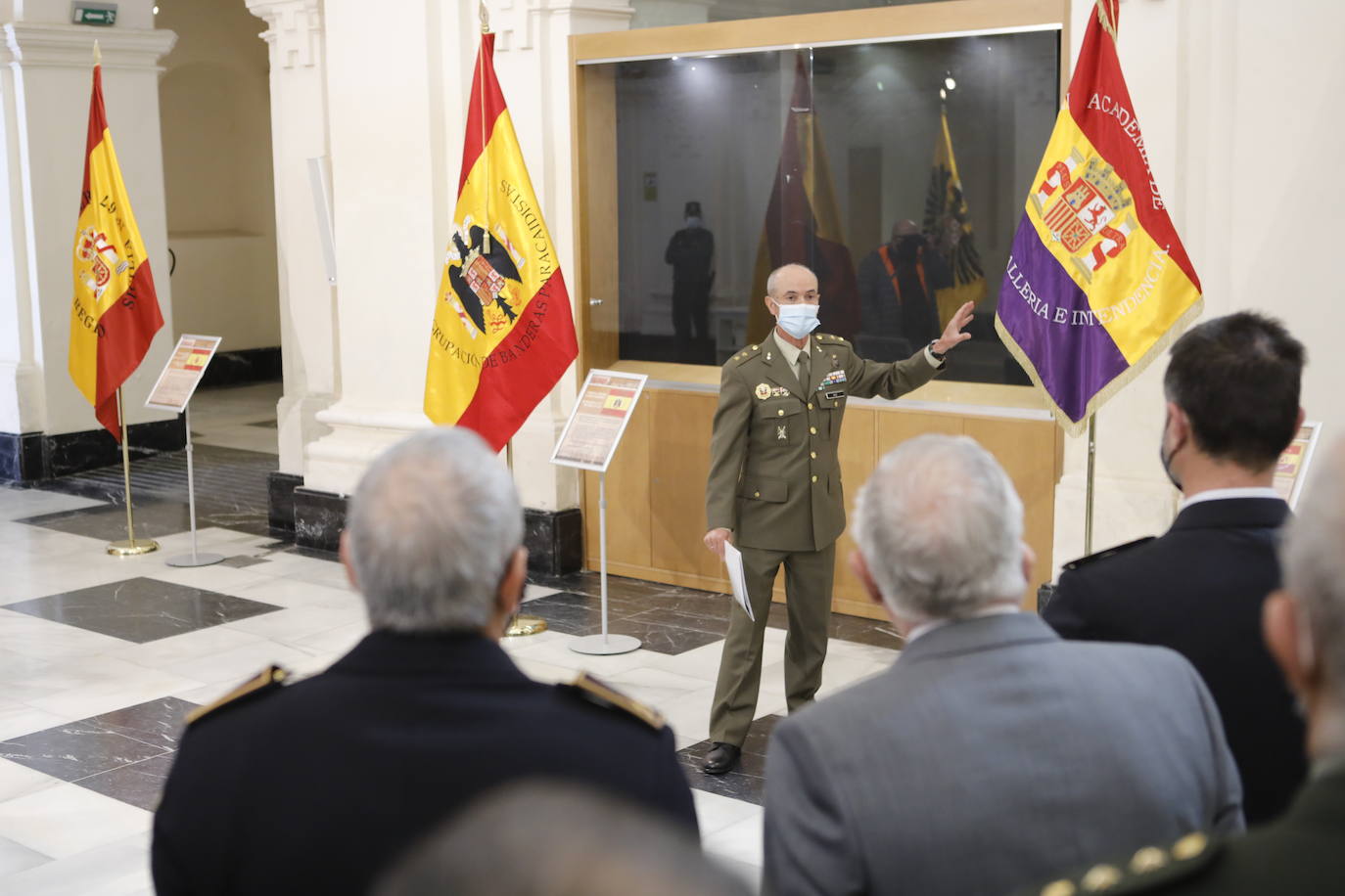 La exposición &#039;Banderas históricas de España&#039;, en imágenes