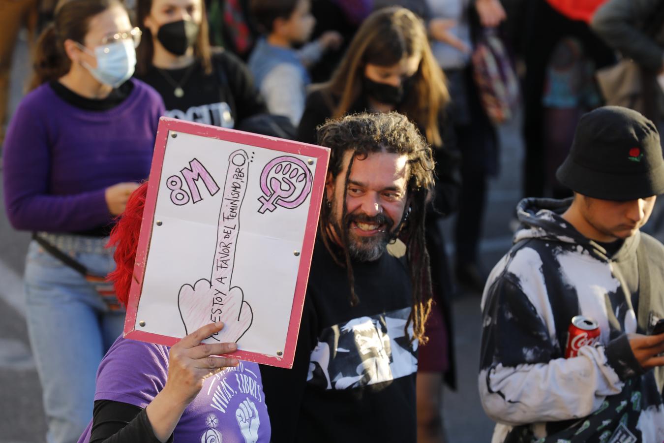 La manifestación del Día Internacional de la Mujer en Córdoba, en imágenes