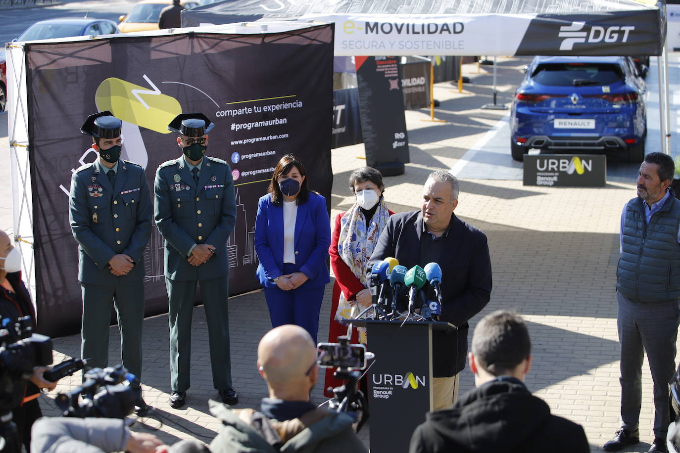 La inauguración de la muestra                    &#039;e-Movilidad&#039; en Córdoba, en imágenes