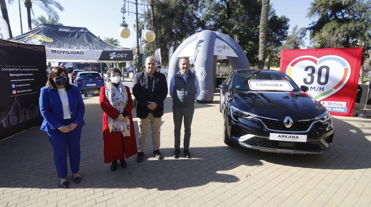 La inauguración de la muestra                    &#039;e-Movilidad&#039; en Córdoba, en imágenes