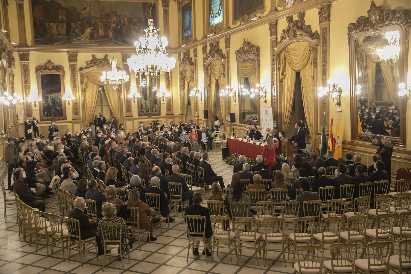 La toma de posesión de la nueva presidenta de los médicos de Córdoba, en imágenes