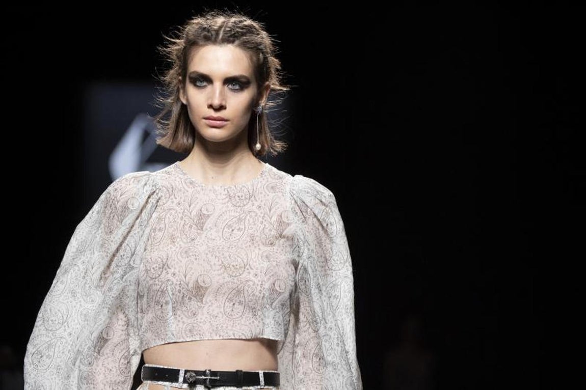 Ynesuelves debuta en la pasarela madrileña