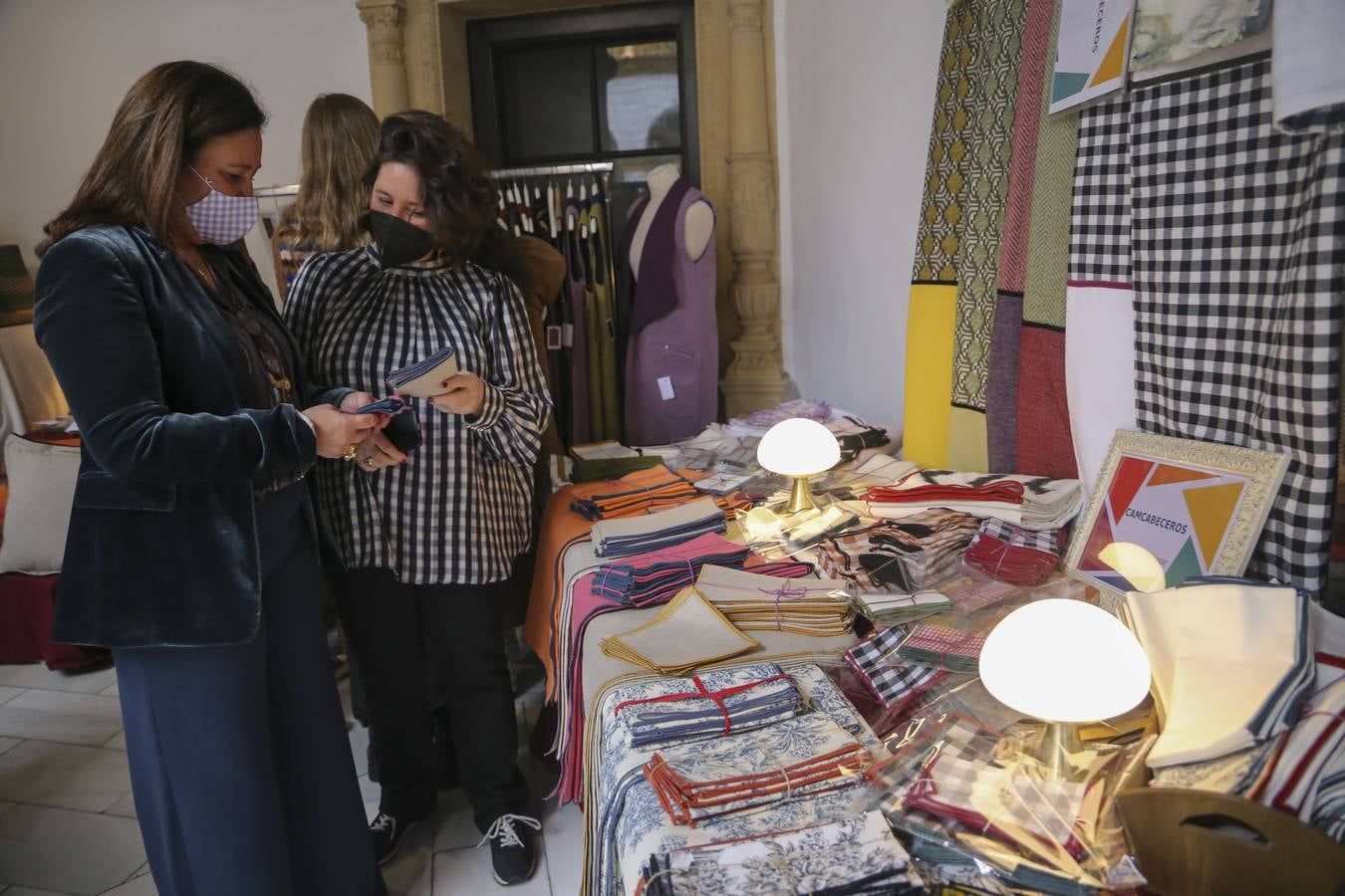 'El Mercadito de Nuevo Futuro' en la Fundación Valentín de Madariaga. ROCÍO RUZ