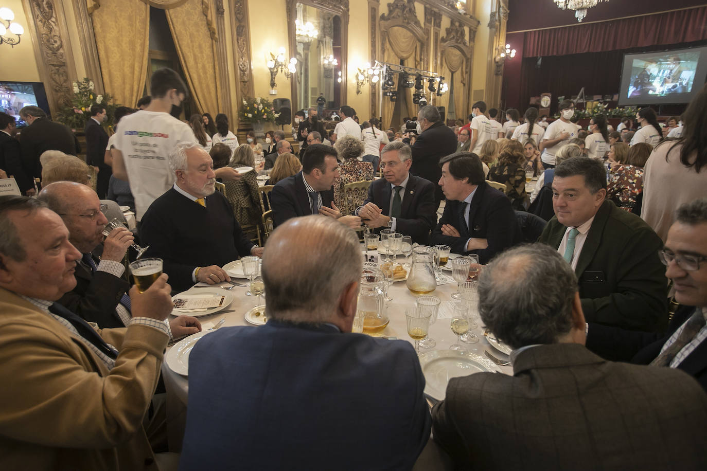 El almuerzo de la Fundación Bangassou en Córdoba, en imágenes