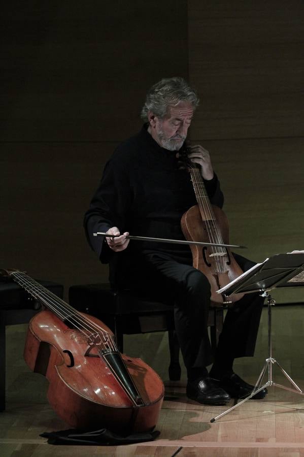 Jordi Savall en el concierto inaugural del Festival de Música Antigua de Sevilla. JUAN FLORES