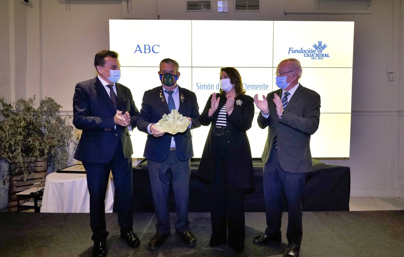 Gala de entrega del premio Simón de Rojas a la citricultora María Morales. J.M. SERRANO / RAÚL DOBLADO