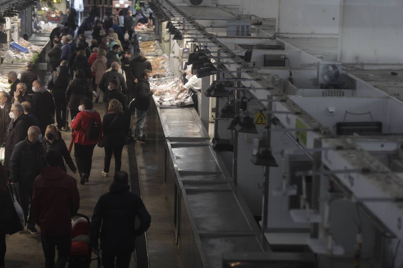 Fotos: El mercado de abastos de Cádiz en la huelga de transportes