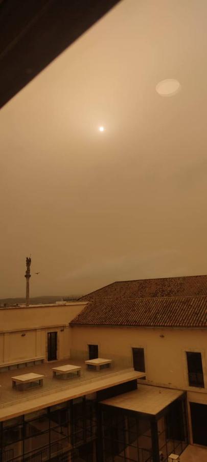 Calima en Córdoba | Así muestran las redes la llegada del polvo sahariano