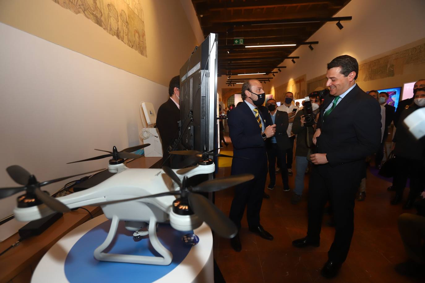 La inauguración de la muestra InnovaTe de Telefónica en Córdoba, en imágenes