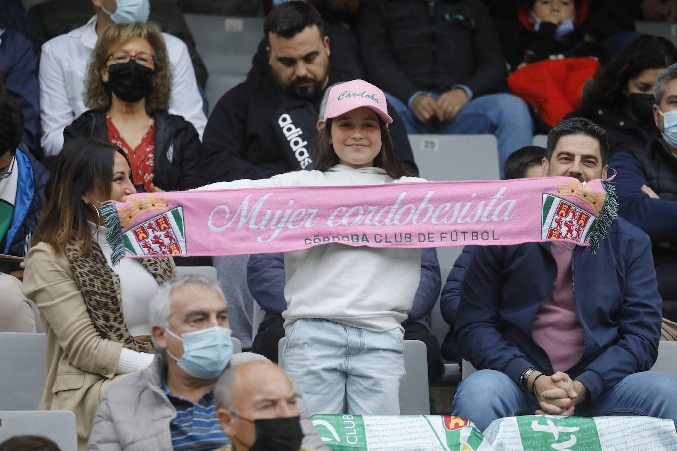 El ambiente en las gradas en el Córdoba CF - San Roque, en imágenes