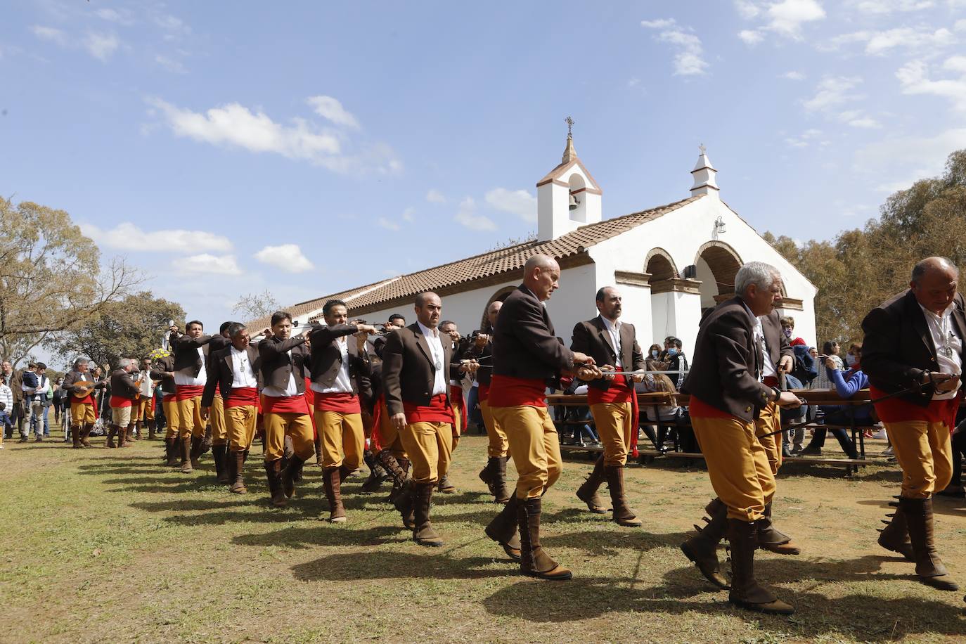 La Danza de las Espadas de Obejo, en imágenes