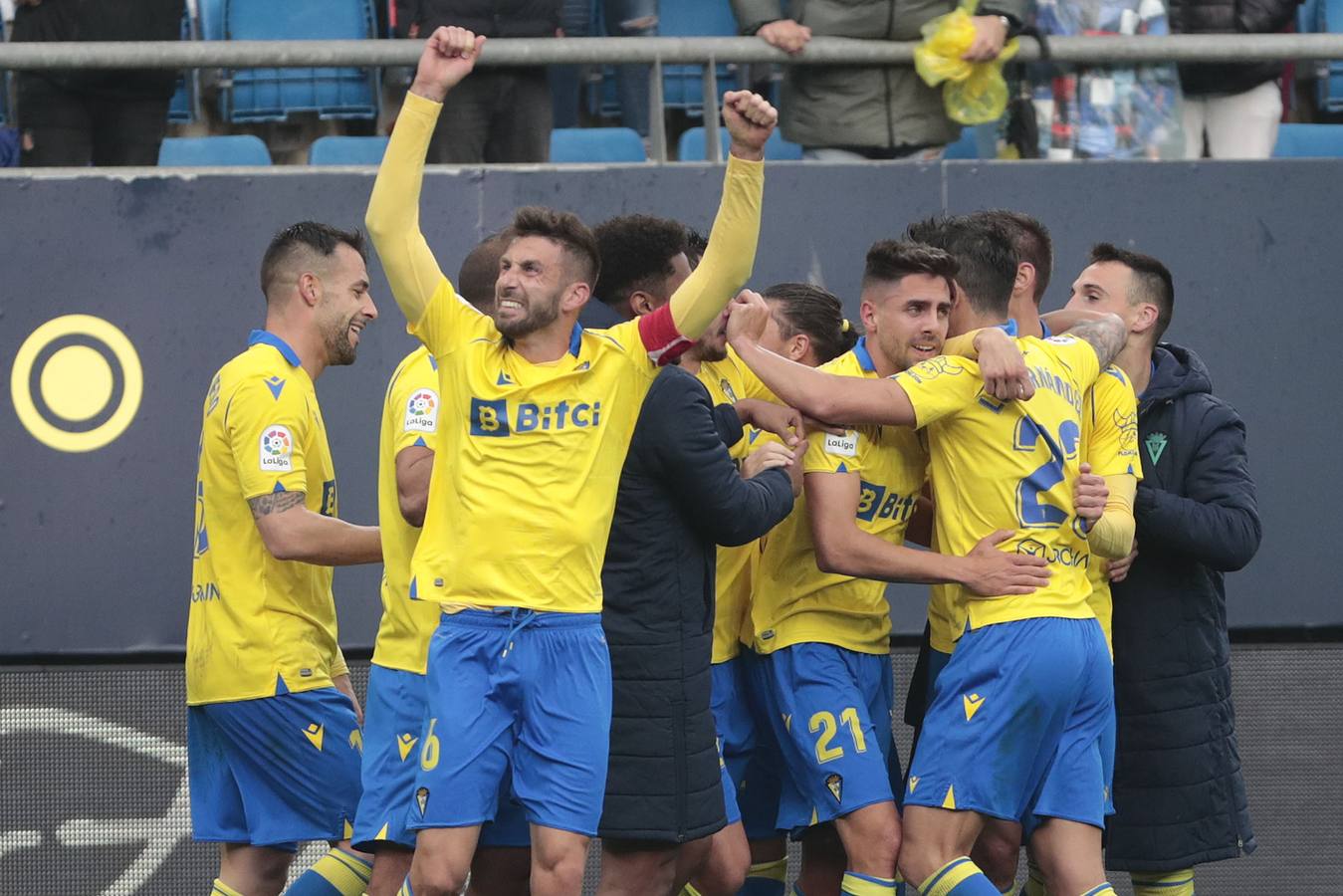 Fotos: Cádiz - Villarreal en el antiguo Carranza