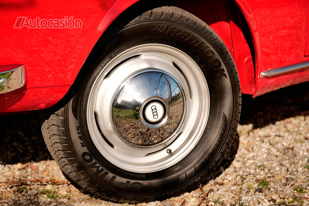 Fotogalería: Audi 100 de 1972 Vs Audi A6 de 2022