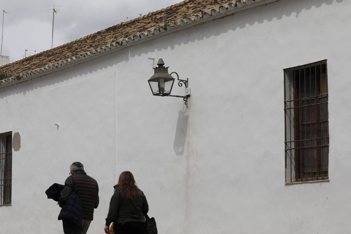 En imágenes, el aspecto de la plaza de Capuchinos de Córdoba sin cables