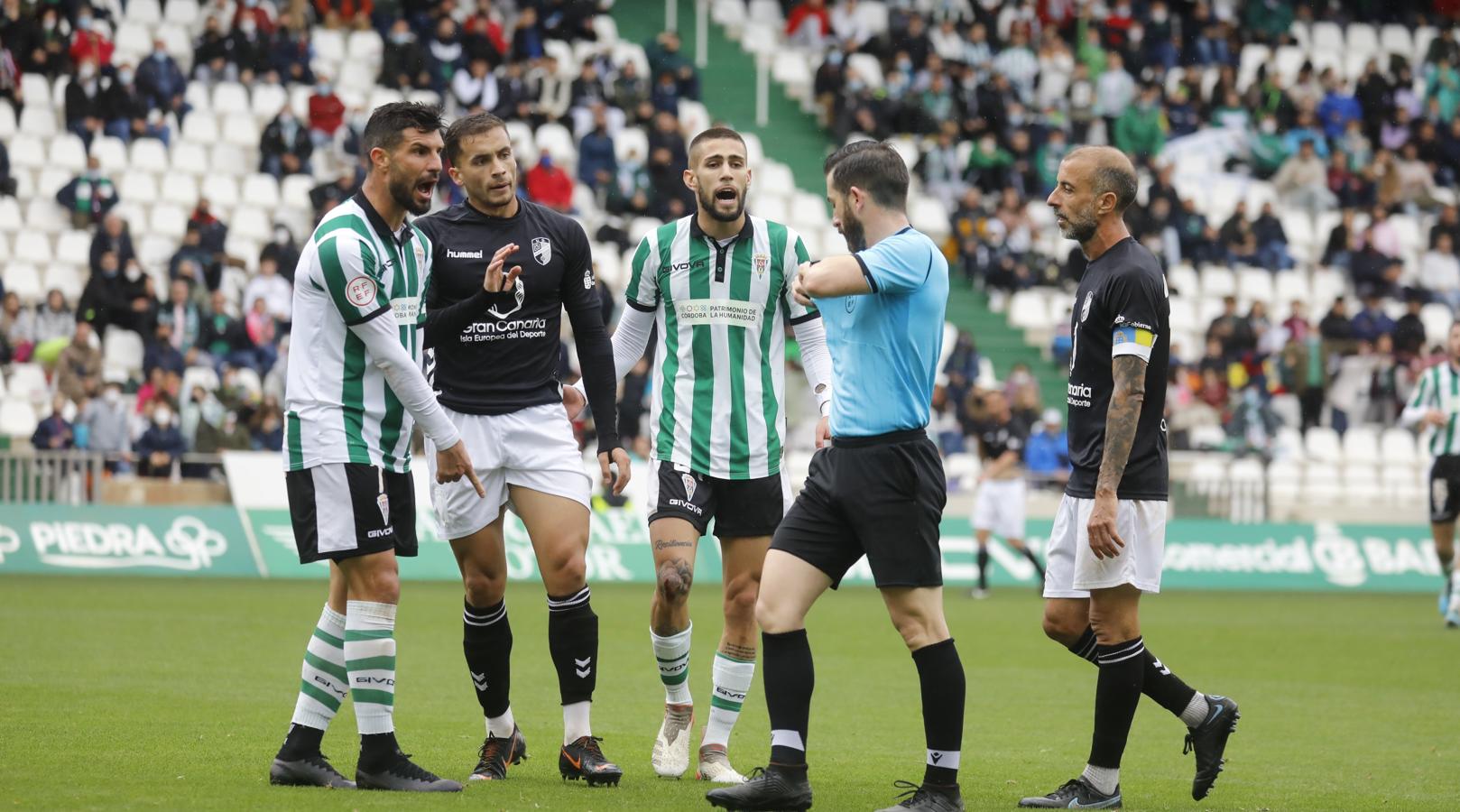 Las mejores jugadas del Córdoba CF - UD Tamaraceite, en imágenes