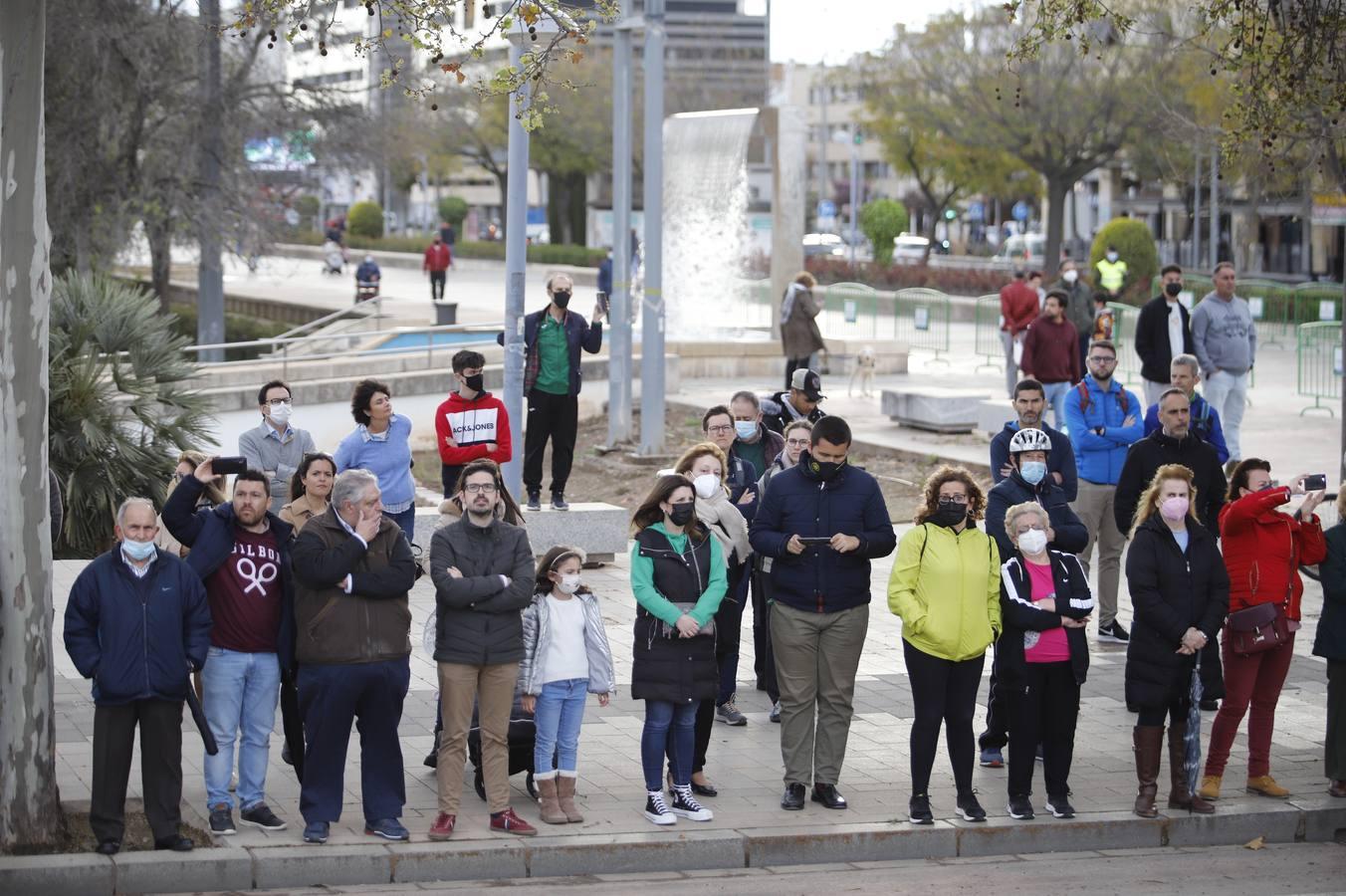 El izado de la bandera de España en Córdoba, en imágenes