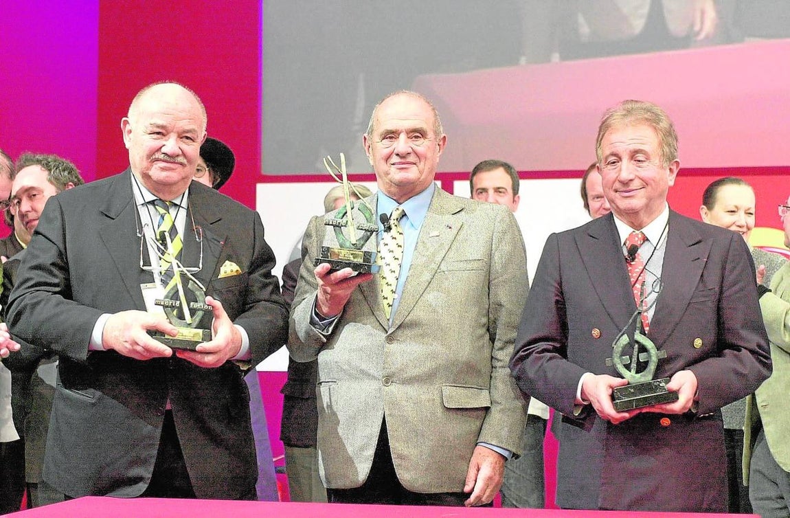 2003. Génesis de un foro global. En la primera edición reciben un afectuoso homenaje tres grandes maestros, padres de la ‘Nouvelle Cuisine’: Paul Bocuse, Michel Guèrard y Pierre Troisgros.