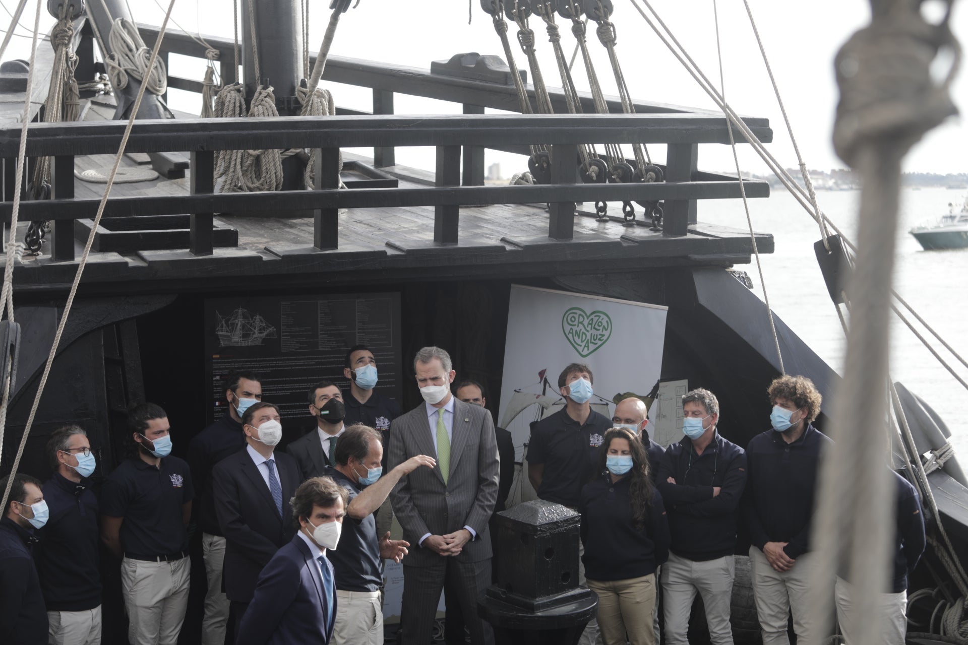 Fotos: Felipe VI en la Cofradía de Pescadores de Sanlúcar y la Nao Victoria