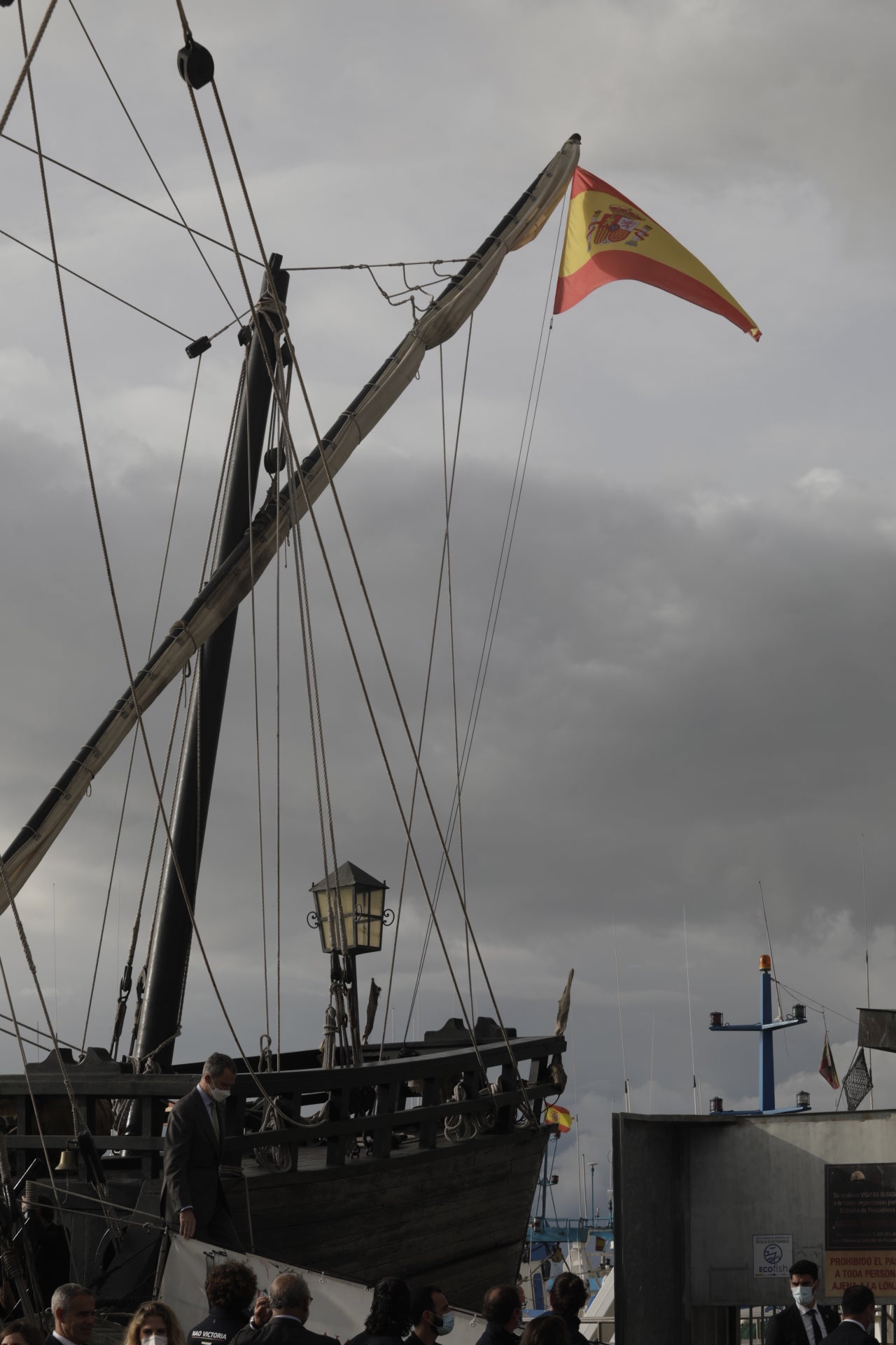 Fotos: Felipe VI en la Cofradía de Pescadores de Sanlúcar y la Nao Victoria