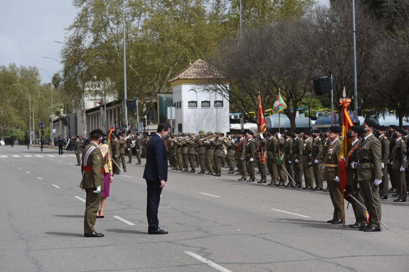 La solemne jura civil de bandera en Córdoba, en imágenes