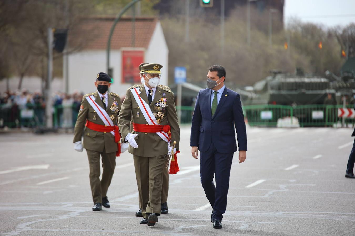 La solemne jura civil de bandera en Córdoba, en imágenes