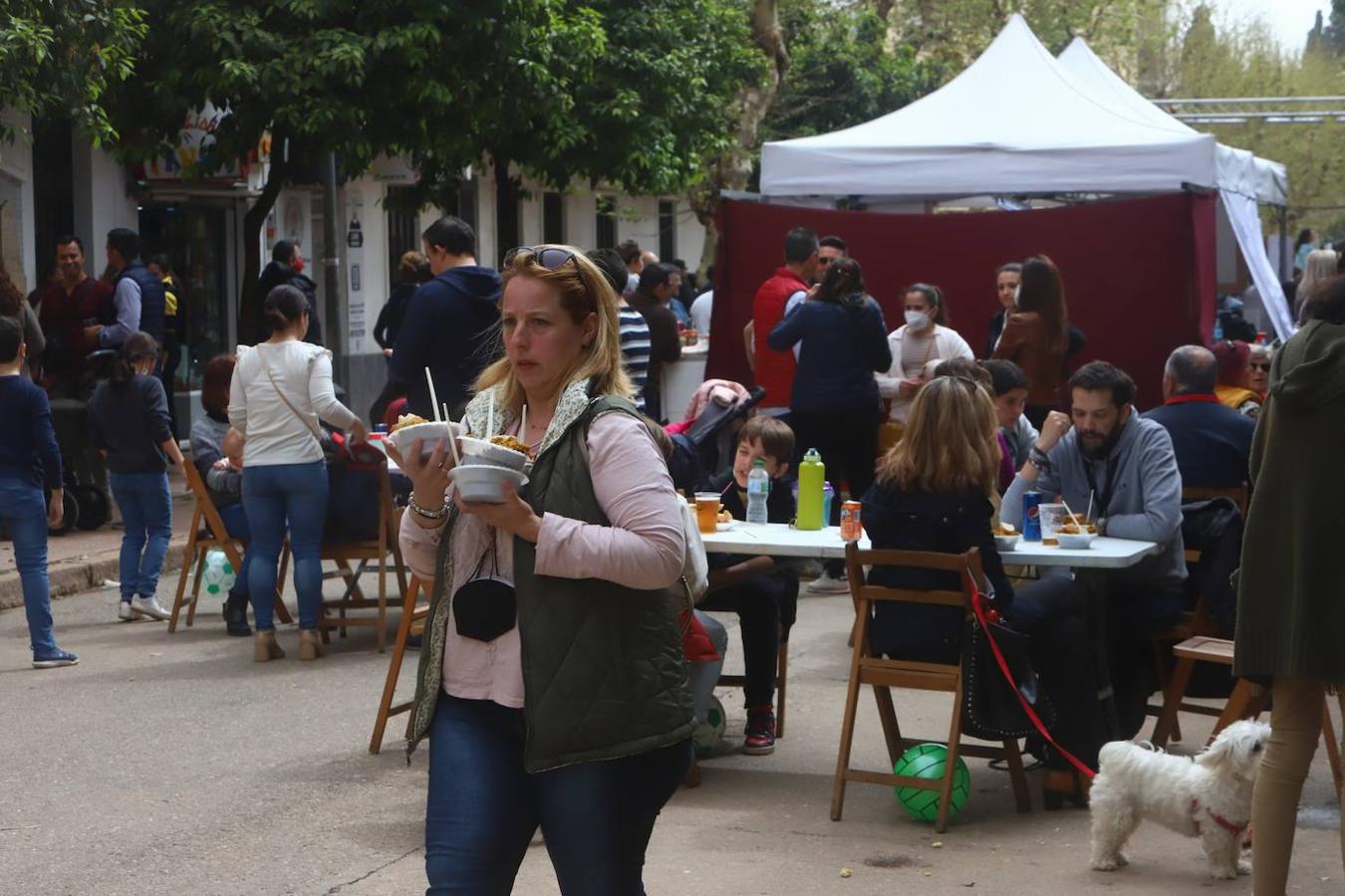 El gran ambiente de la &#039;Viñuela Shopping Hill&#039; de Córdoba, en imágenes