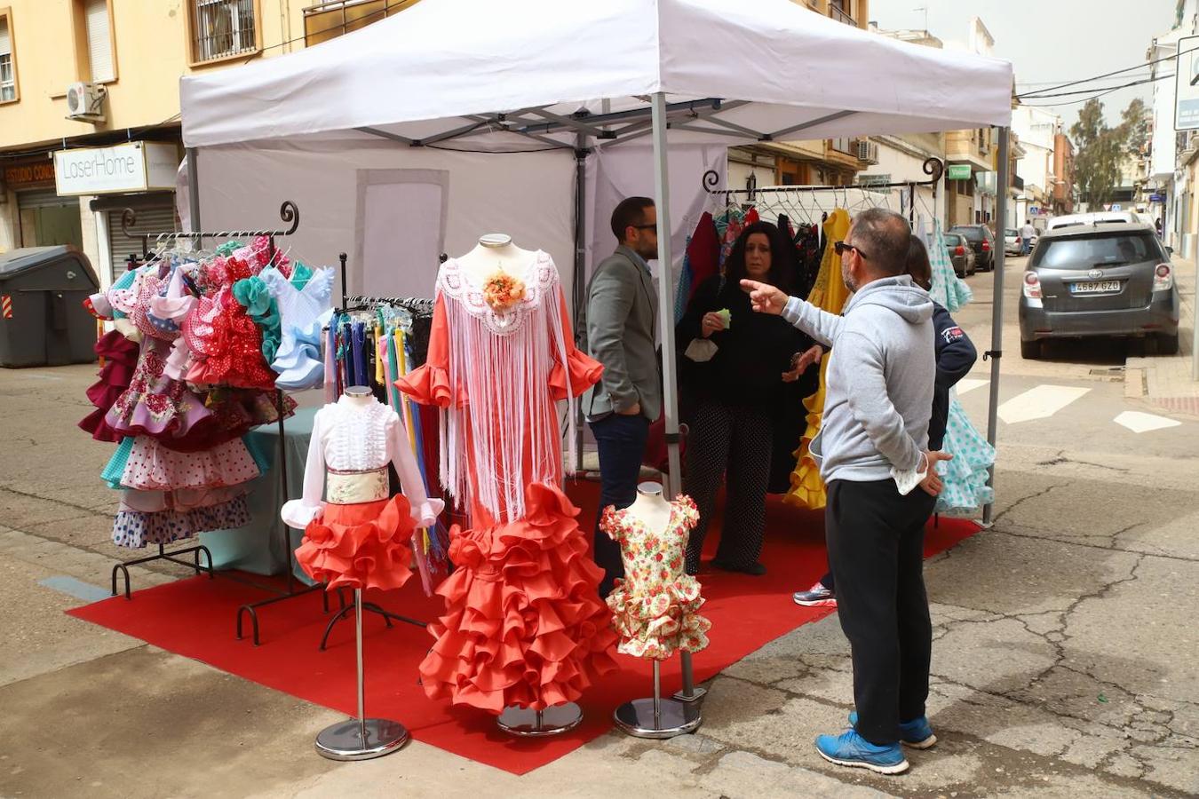 El gran ambiente de la &#039;Viñuela Shopping Hill&#039; de Córdoba, en imágenes