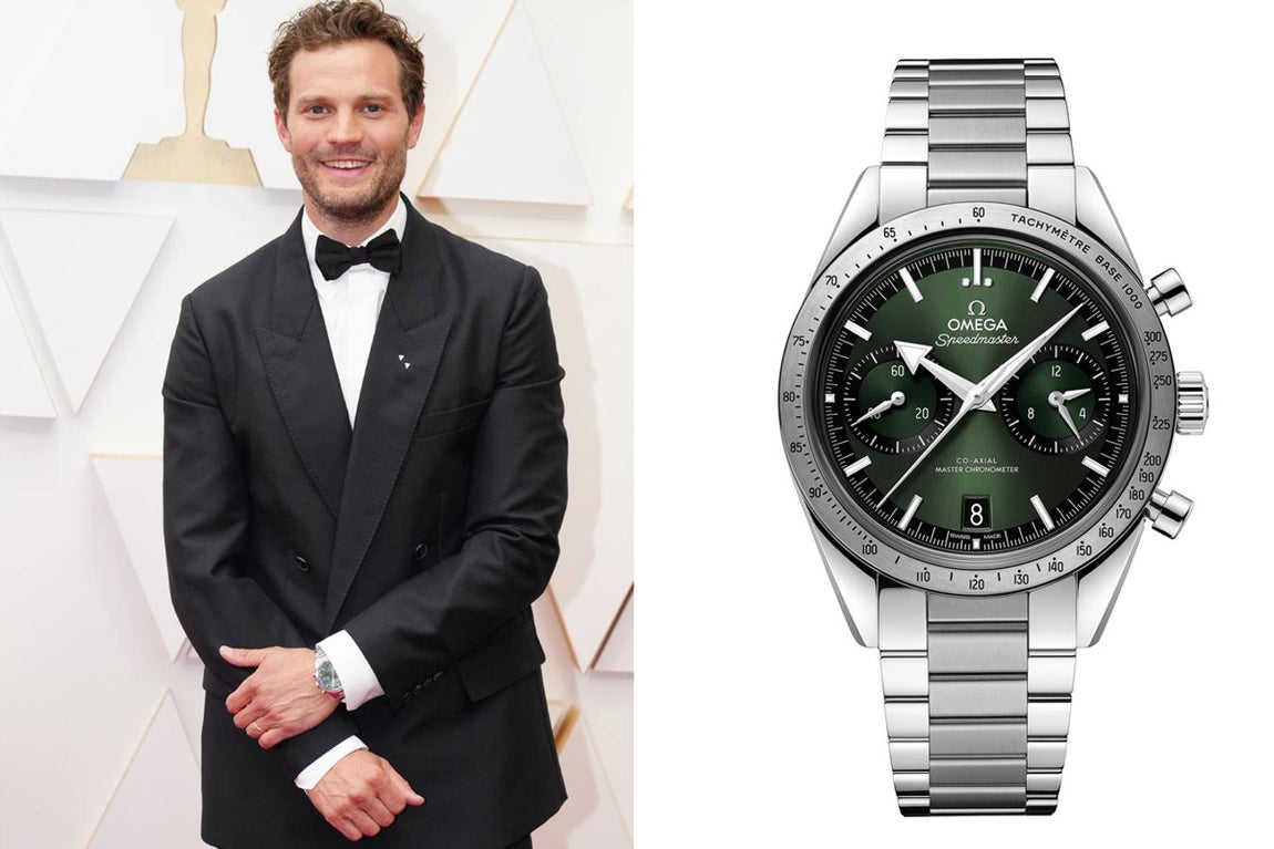 Jamie Dornan y Omega. El actor apostó por el elegante modelo Speedmaster ’57 de Omega. En este caso, un modelo de 40,50 mm, inspirado en el legendario diseño original de 1957 que presenta una caja de acero noble con una esfera verde con índices horarios rodiados y agujas "Broad Arrow", ambos revestidos con Super-LumiNova blanco vintage. Su precio es de 9.100 euros