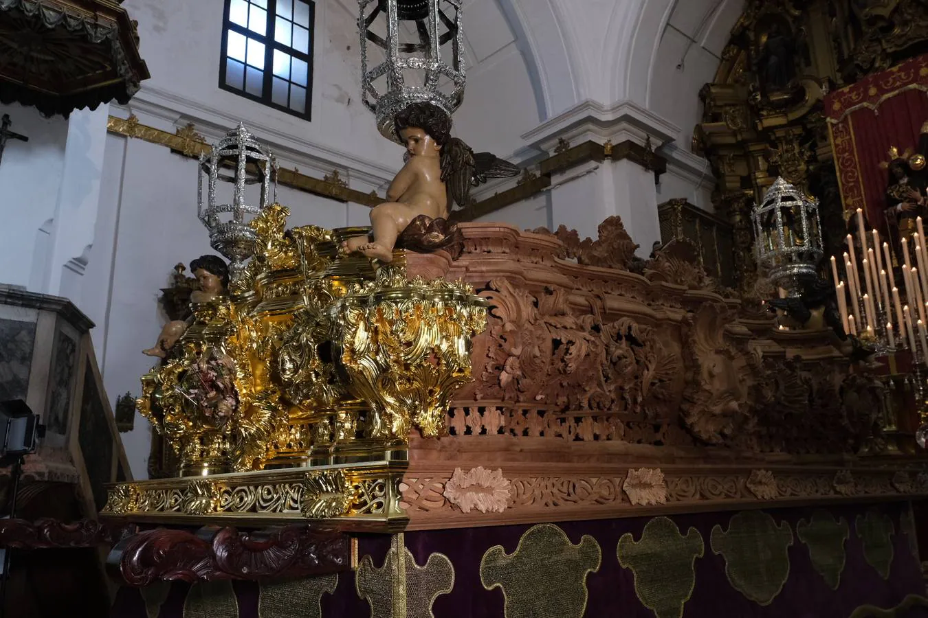 FOTOS: Así es son las nuevas andas del Nazareno de Santa María