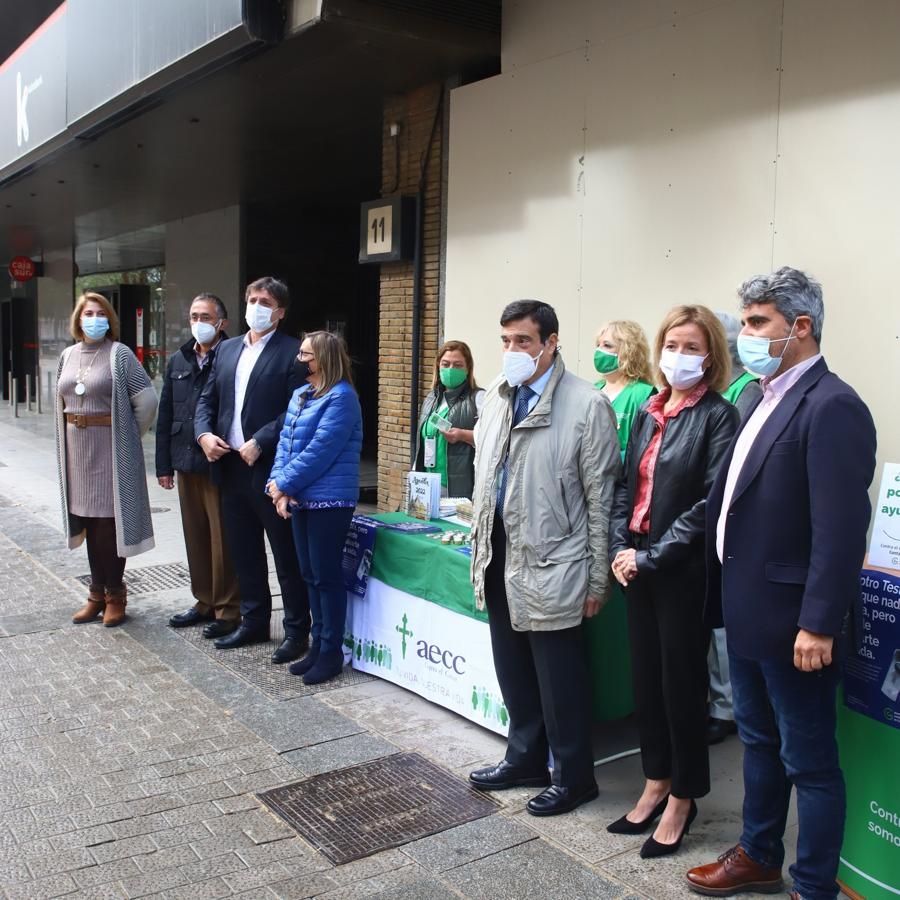 La campaña de la Aecc sobre el cribado de cáncer de colon en el Bulevar, en imágenes