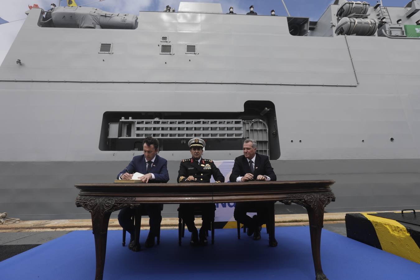 FOTOS: Así ha sido la entrega de la primera corbeta saudí en Navantia