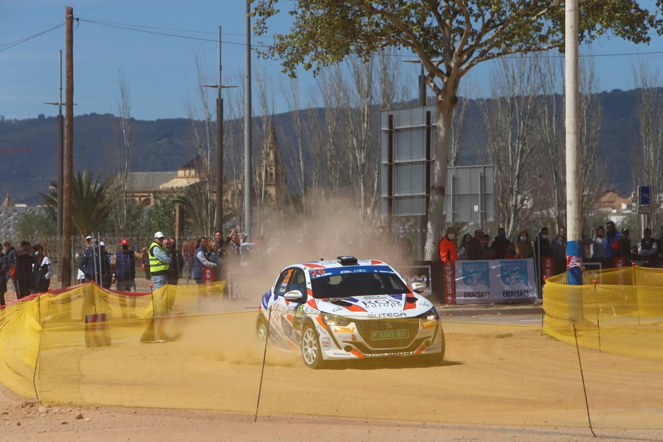 El espectacular tramo urbano del Rallye Sierra Morena 2022 por Córdoba, en imágenes