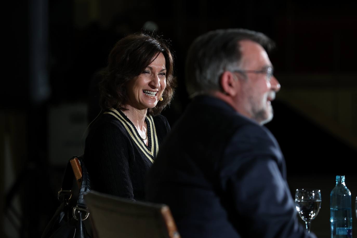 La presencia de Paloma Sánchez-Garnica en el Foro Cultural de ABC Córdoba, en imágenes