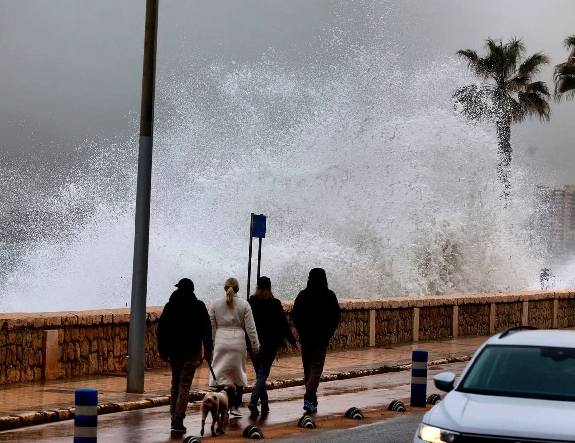 En imágenes, el destrozo de las playas de Málaga tras el último temporal