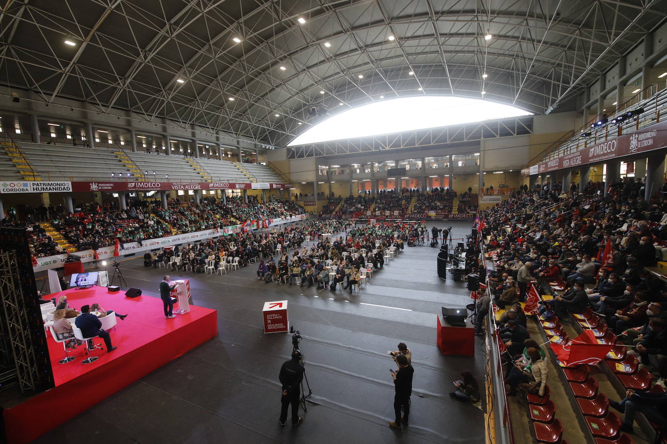 La presencia de Pedro Sánchez en la Asamblea de UGT en Córdoba, en imágenes