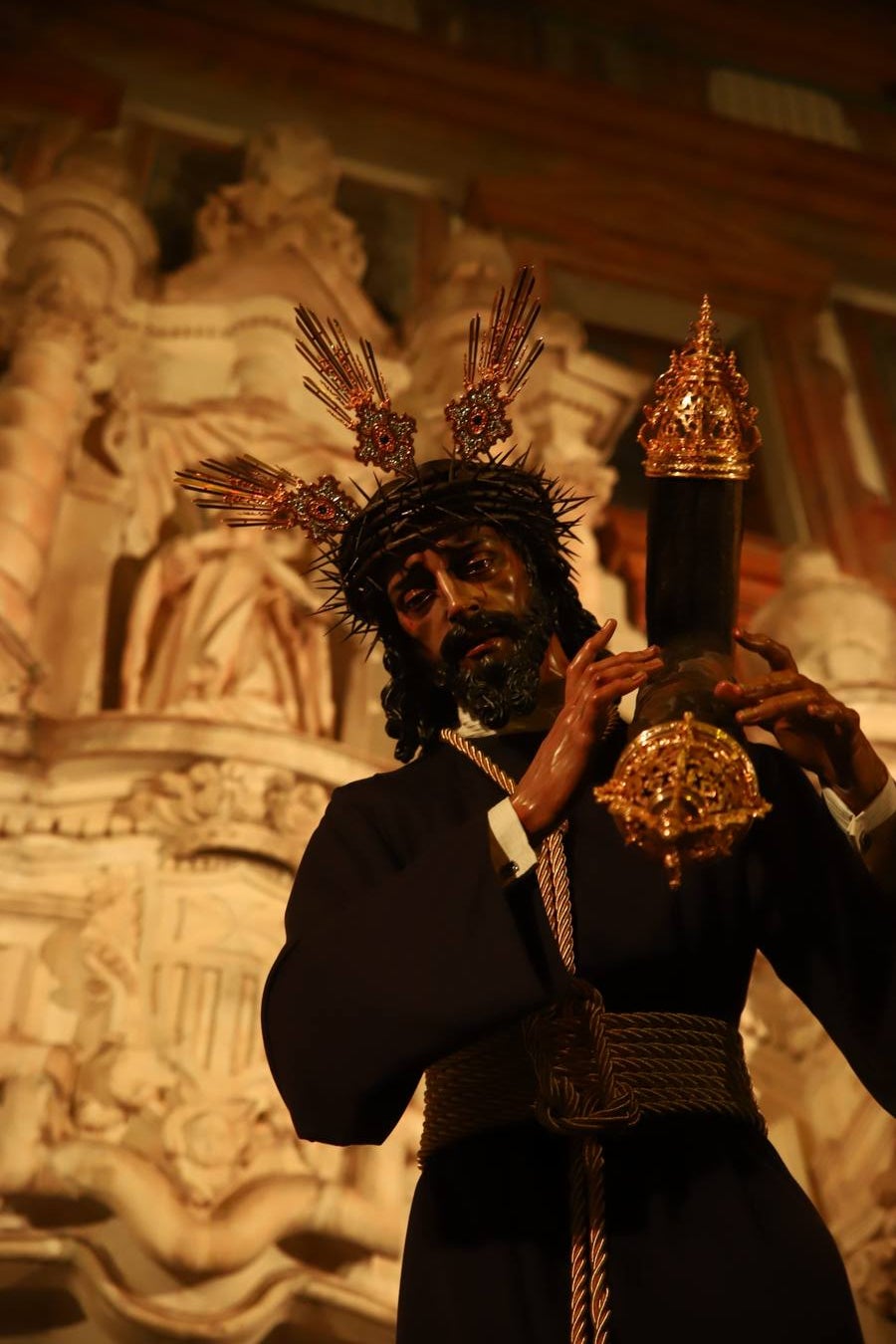 El íntimo via crucis de Jesús en su Soberano Poder por Córdoba, en imágenes