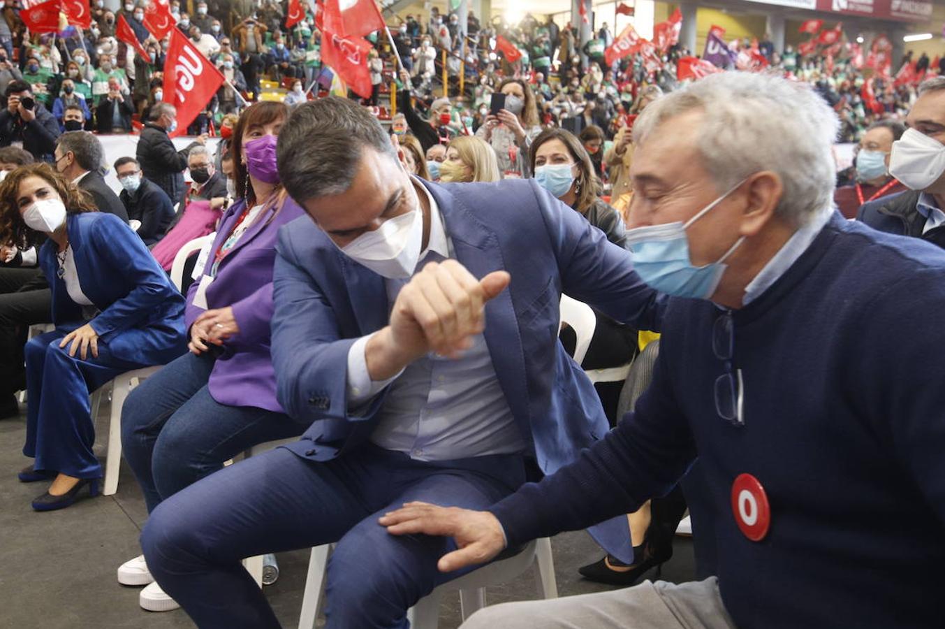 La presencia de Pedro Sánchez en la Asamblea de UGT en Córdoba, en imágenes