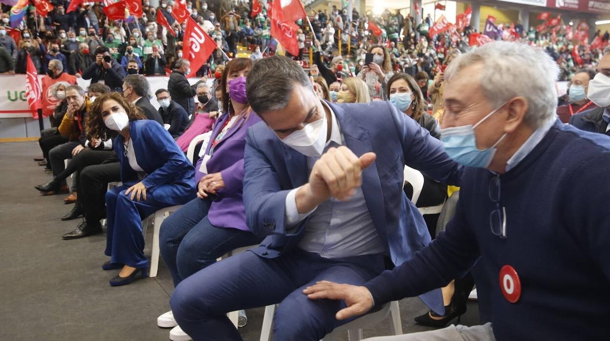 La presencia de Pedro Sánchez en la Asamblea de UGT en Córdoba, en imágenes