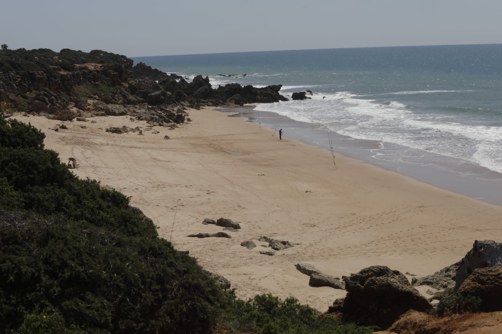 En imágenes: Así está la playa de Roche de cara a la Semana Santa