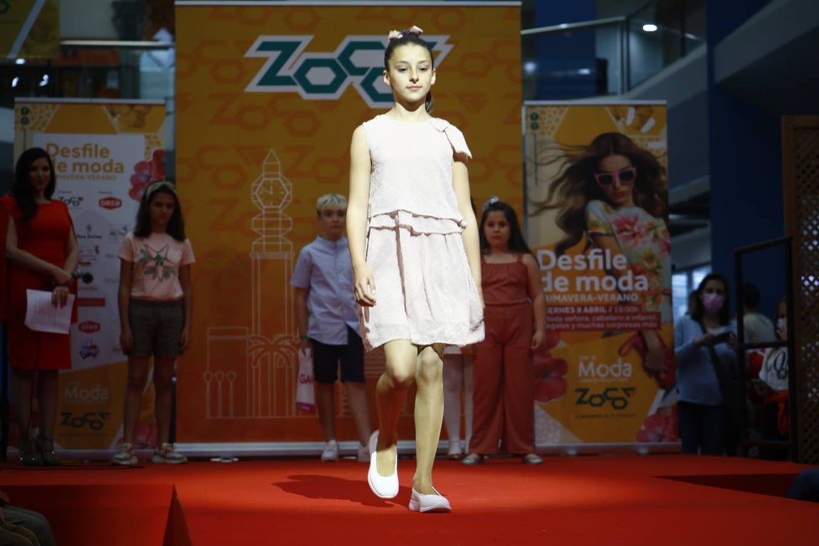 La moda primavera y verano llegan al Centro Comercial Zoco Córdoba, en imágenes