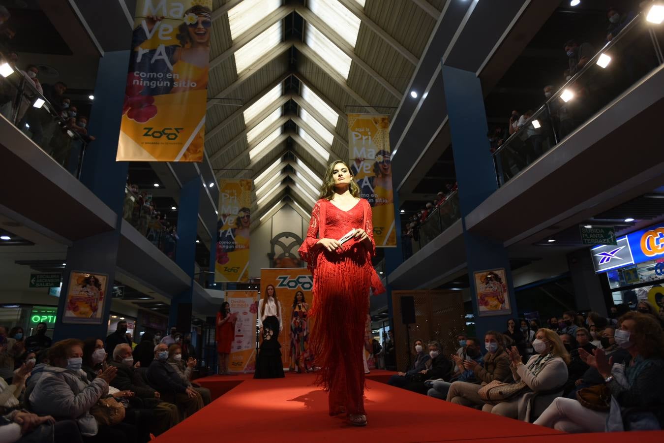 La moda primavera y verano llegan al Centro Comercial Zoco Córdoba, en imágenes