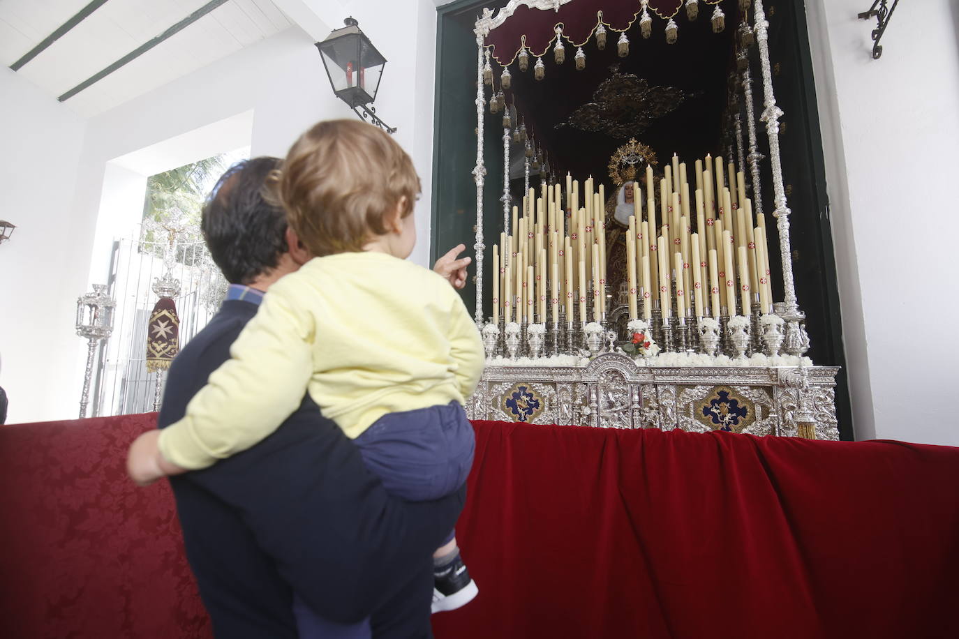 El tradicional Viernes de Dolores en Córdoba, en imágenes