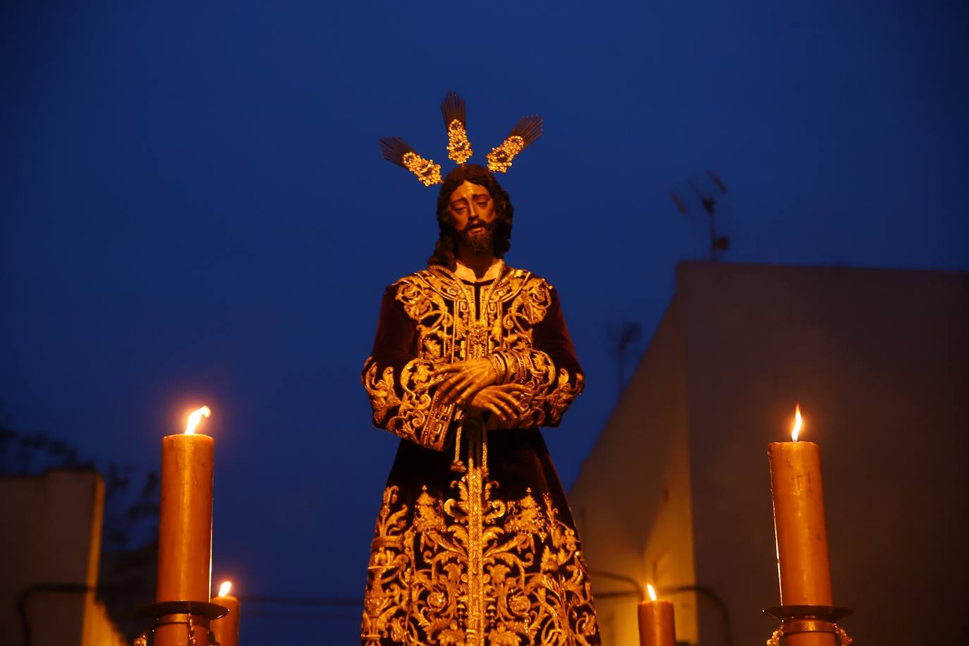 Los vía crucis de la Providencia y la Redención en Córdoba, en imágenes