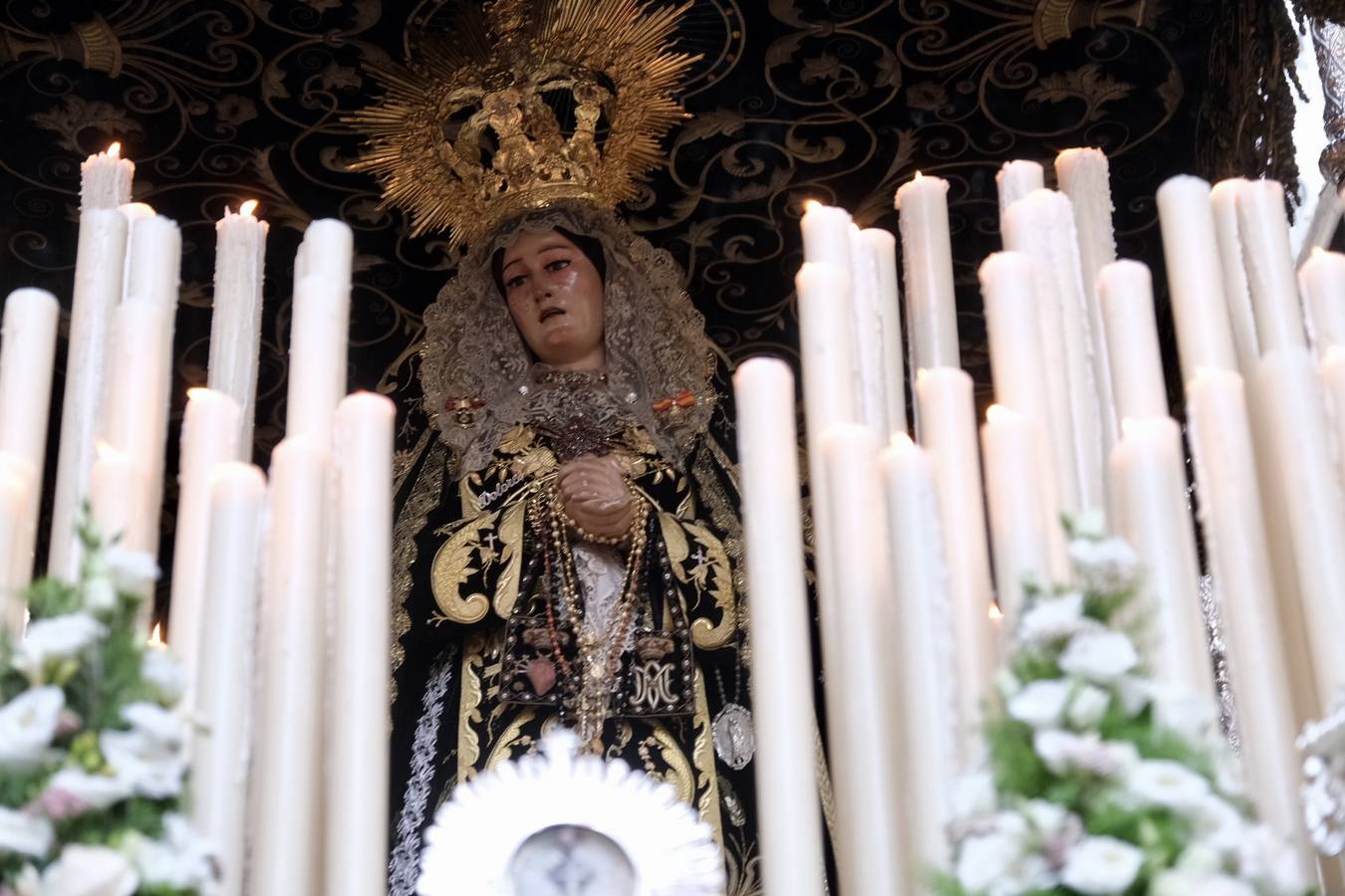 FOTOS: Procesión de Servitas el Viernes de Dolores, en la Semana Santa de Cádiz 2022