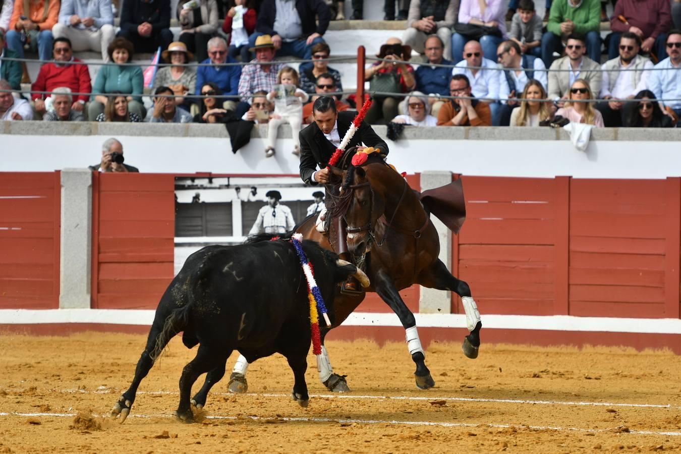 La corrida de Ventura, Ortega y Roca Rey en Pozoblanco, en imágenes