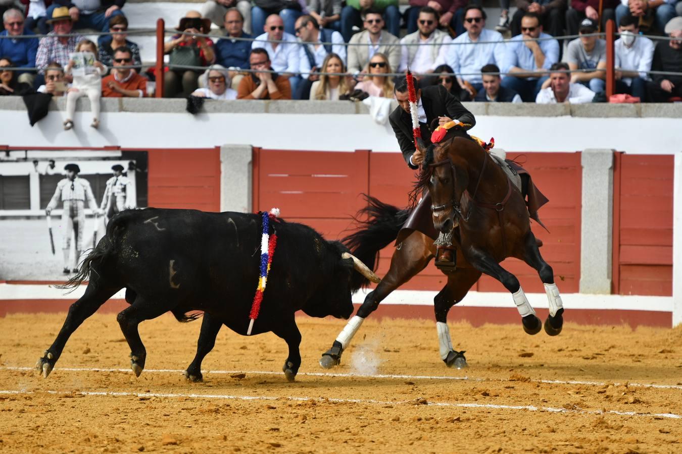 La corrida de Ventura, Ortega y Roca Rey en Pozoblanco, en imágenes