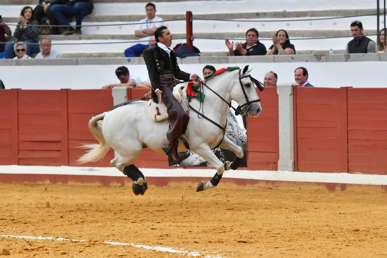 La corrida de Ventura, Ortega y Roca Rey en Pozoblanco, en imágenes